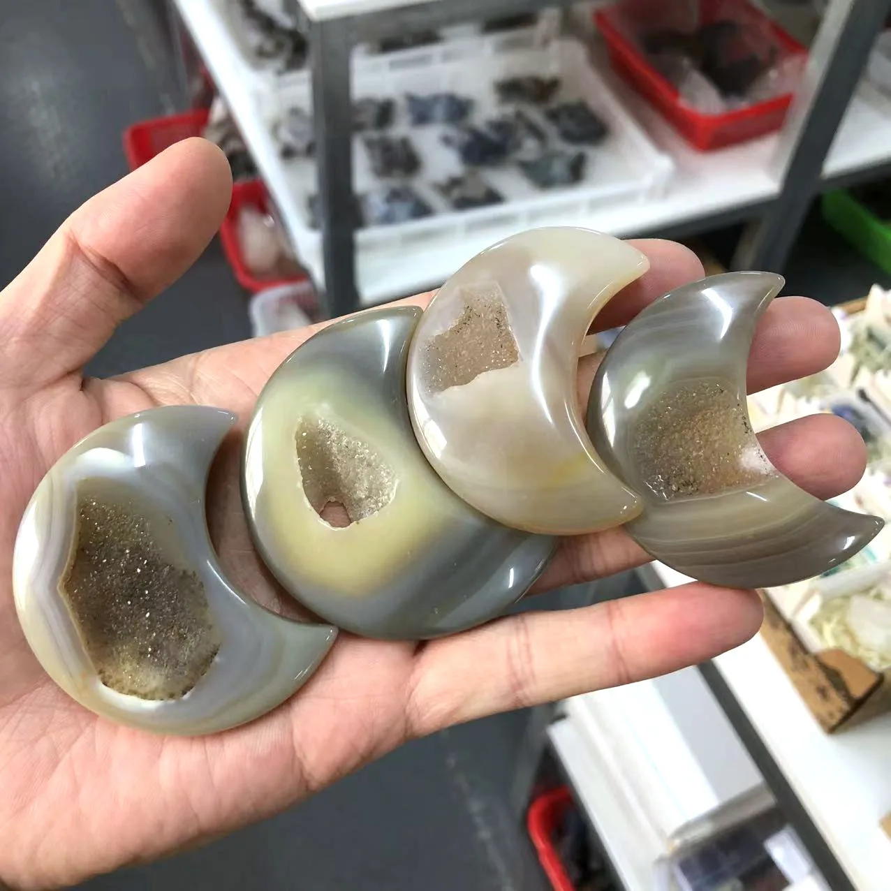 Natural Crystal Stone Agate Geode Drusy Carvings Moon Star For Decoration