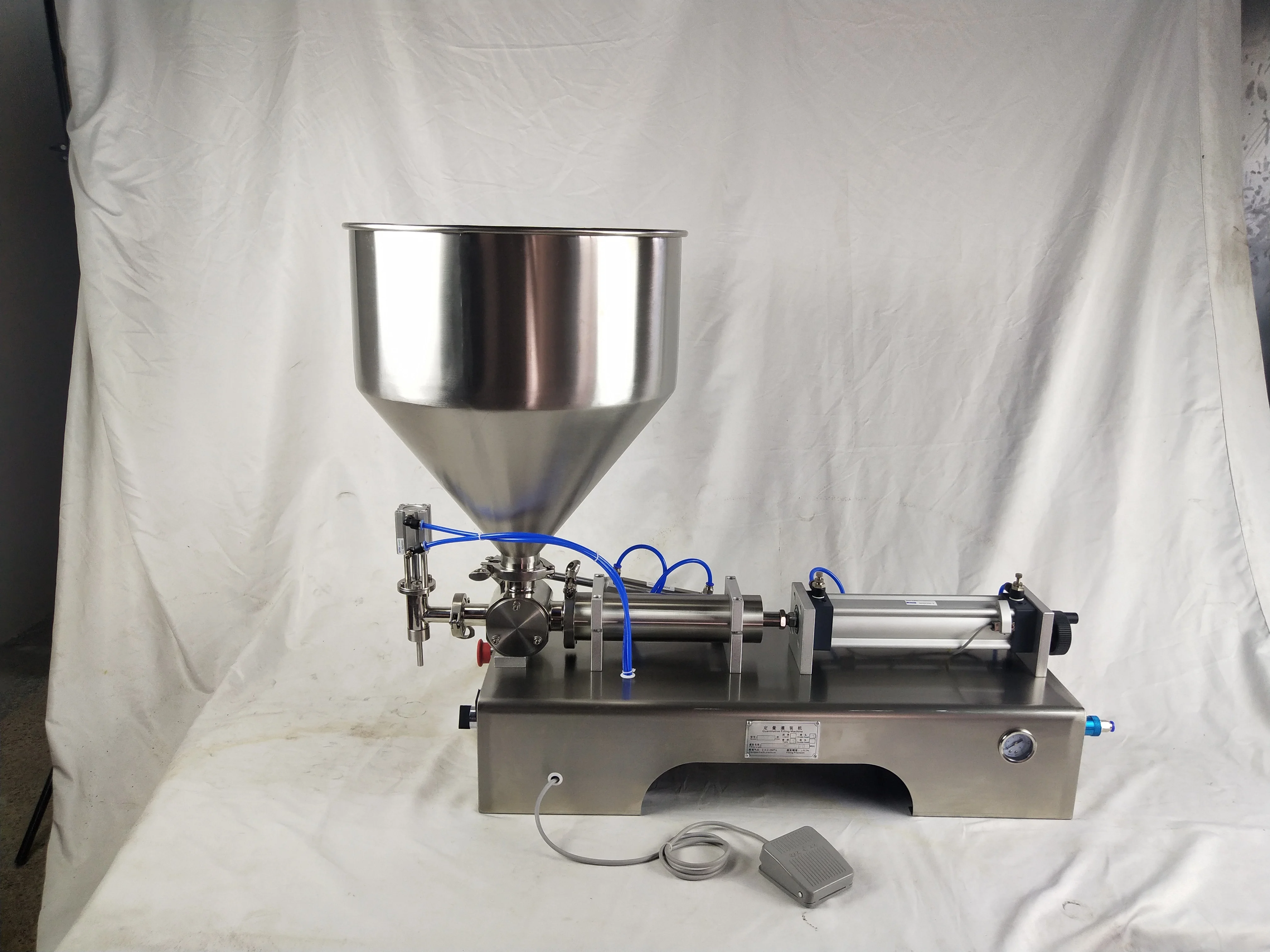5-50ml Pneumatic Semi-automatic piston type Paste gel honey and liquid filling machine with single and double nozzles