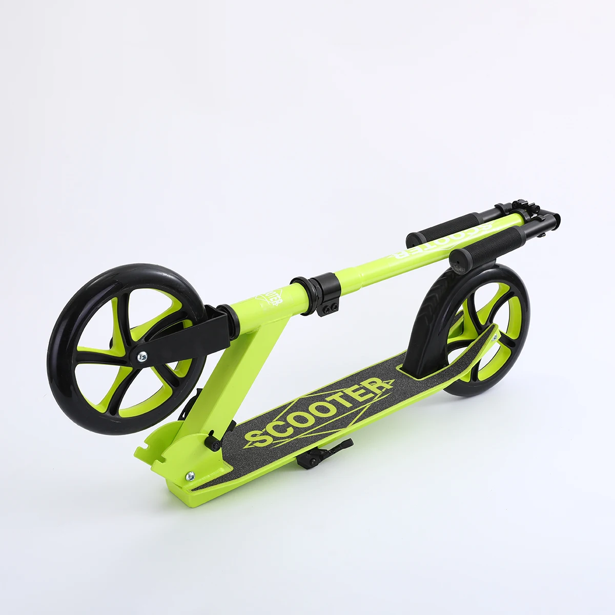 lovely, portable, height-adjustable scooter perfect for adults