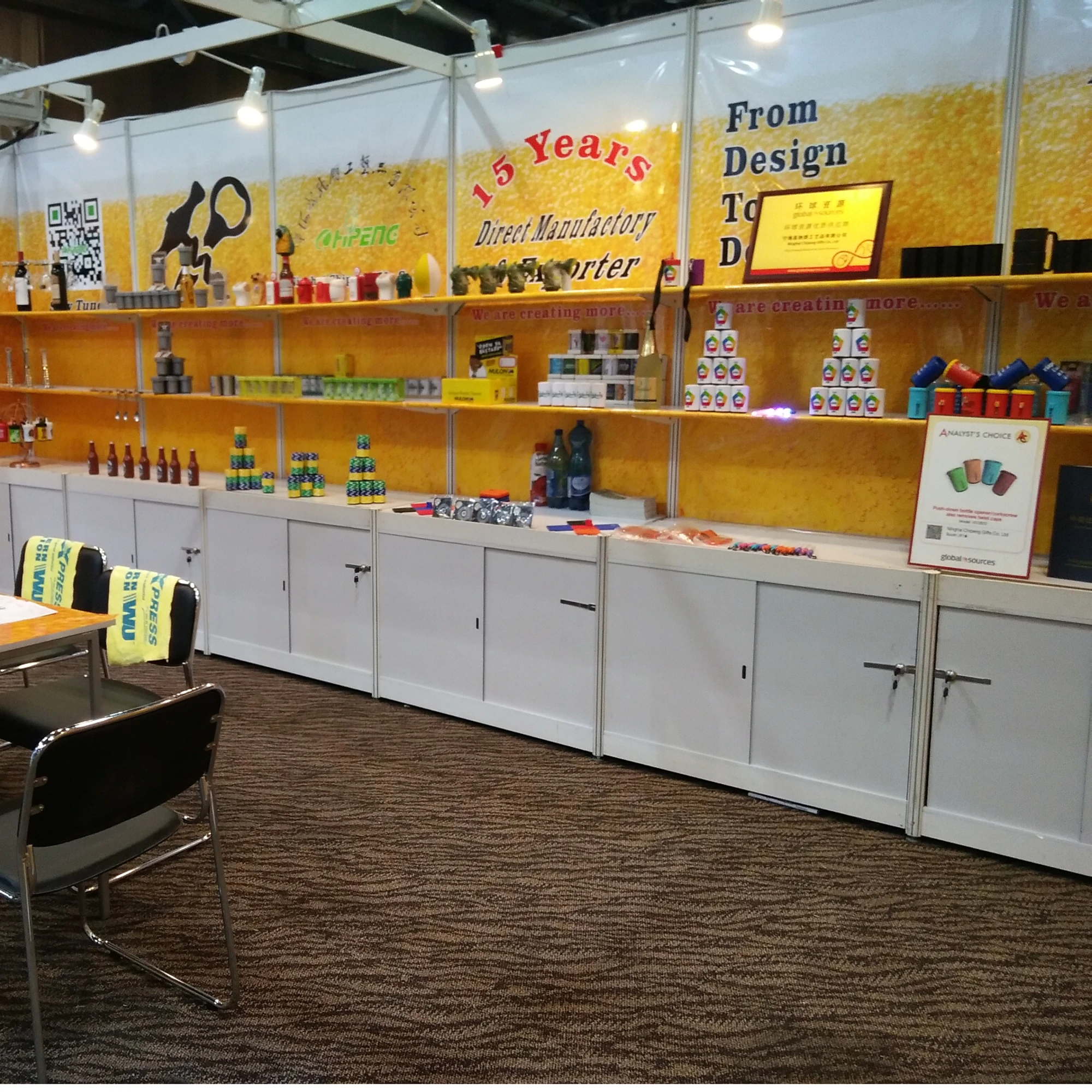 nice quality ready to shp low moq custom logo laser engrave magnetic round wood coaster beer bottle opener