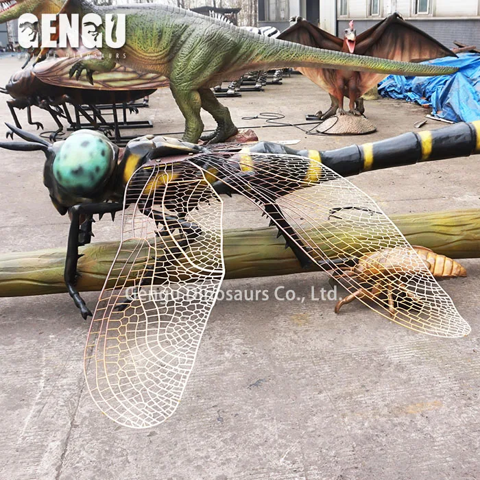 Модель стрекозы для детского парка