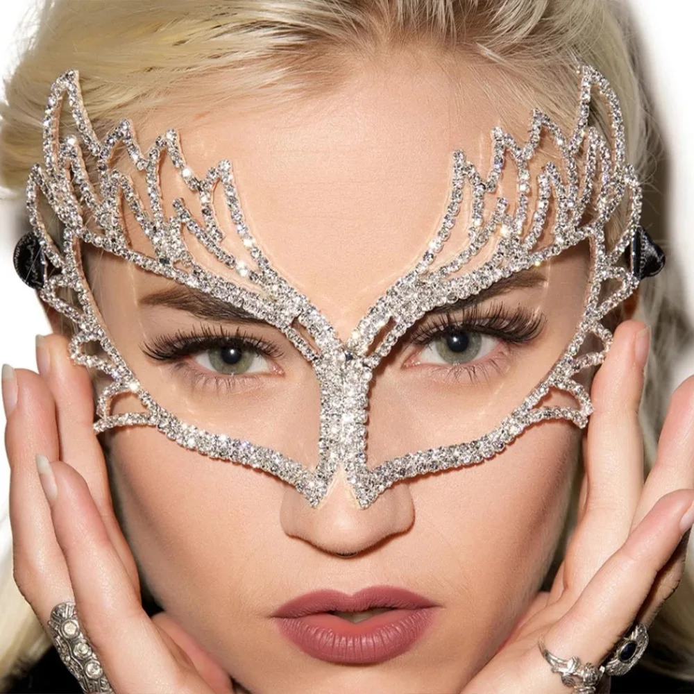 23/5000 Fashion rhinestone mask Mystery masquerade party face flash fashion accessory mask crystal rhinestone party masks