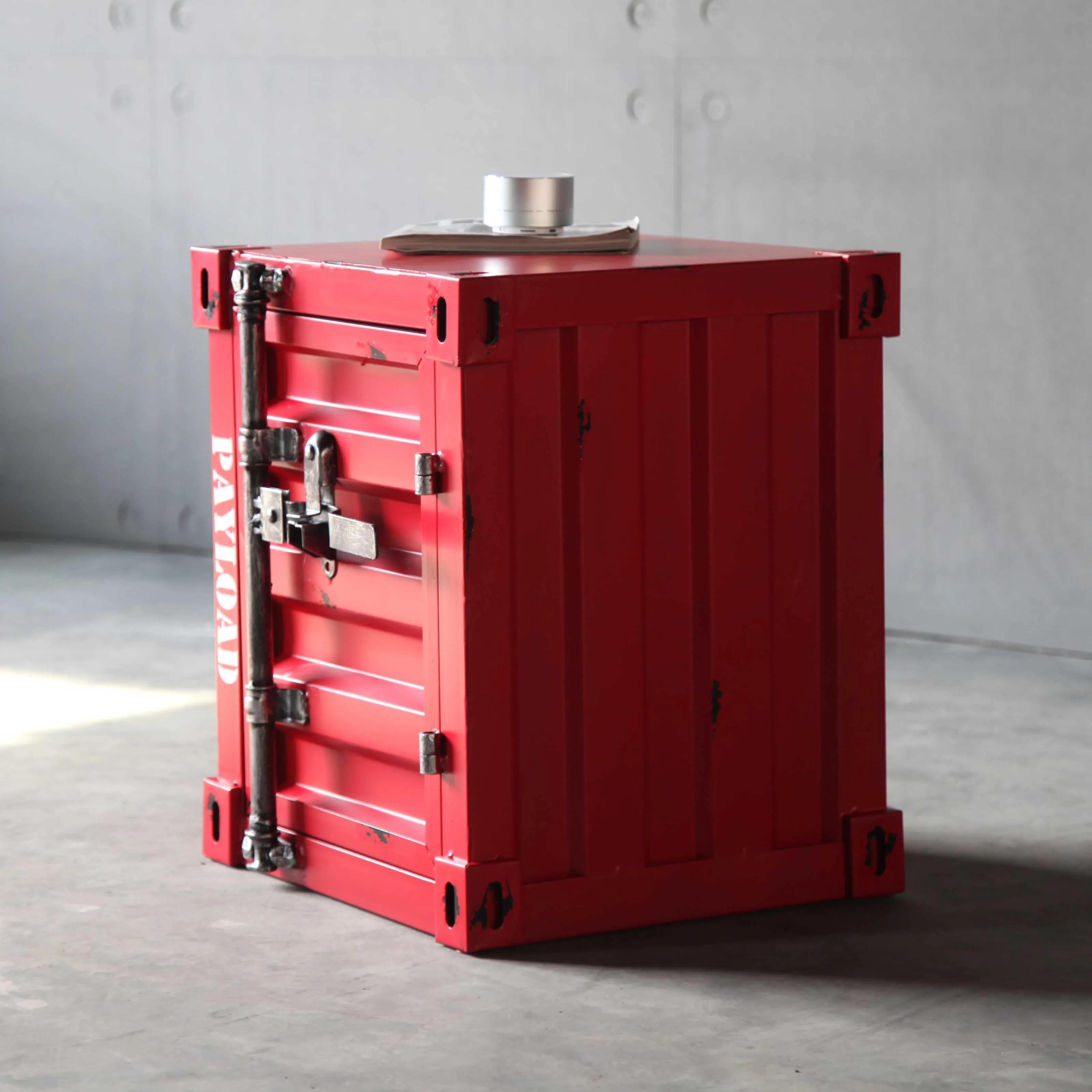 
Coffee Bar Hotel Customized Rural Square Storage Iron Industrial Retro Side End Small Container Table 