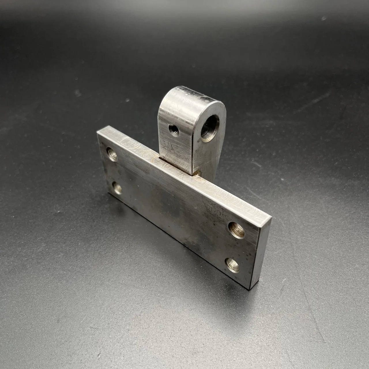 Высокое качество S45C из нержавеющей стали CNC фрезерный обрабатывающий центр на заказ гаджет для сварки и оборудования большой экспорт