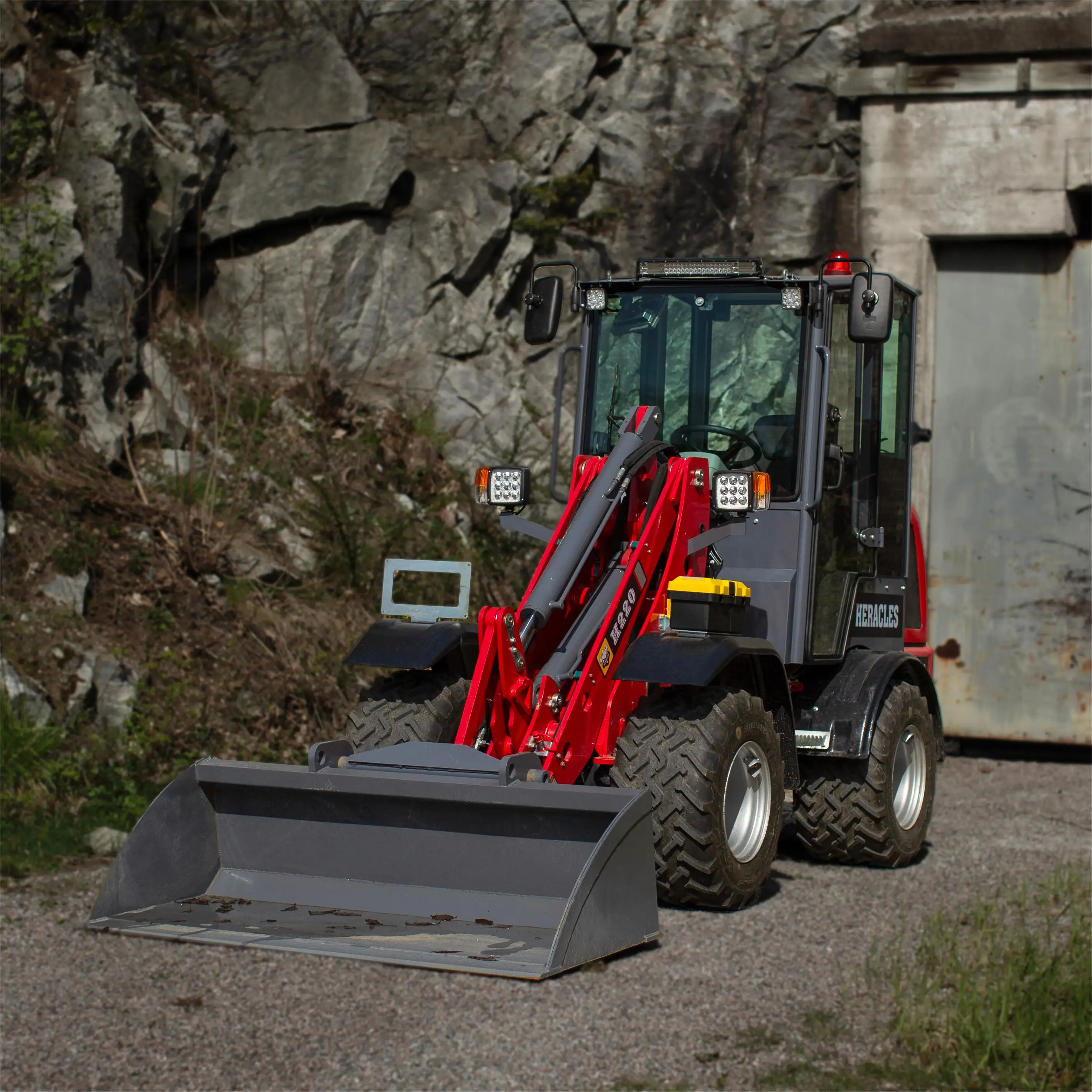 Мини-фронтальный погрузчик Heracles H220 новый дизайн Kubota Yanmar двигатель EPA компактный передний ковшовый гидравлический насос компонент