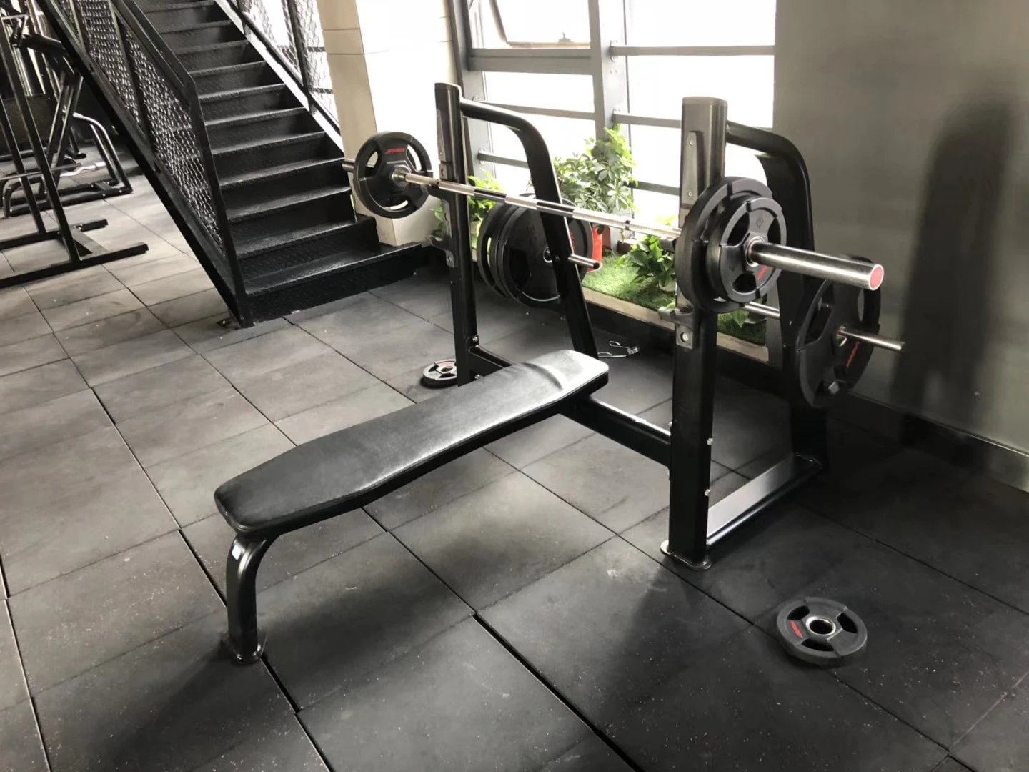 Matrix Sports Fitness Muscle Training Equipment Flat Press Bench