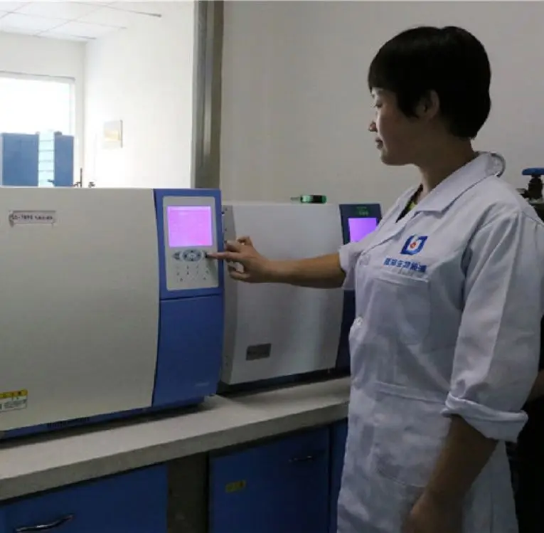 Heavy Liquid Paraffin Wax Is Mainly Used In Environmentally Friendly Medium Chain Chlorinated Paraffin Wax