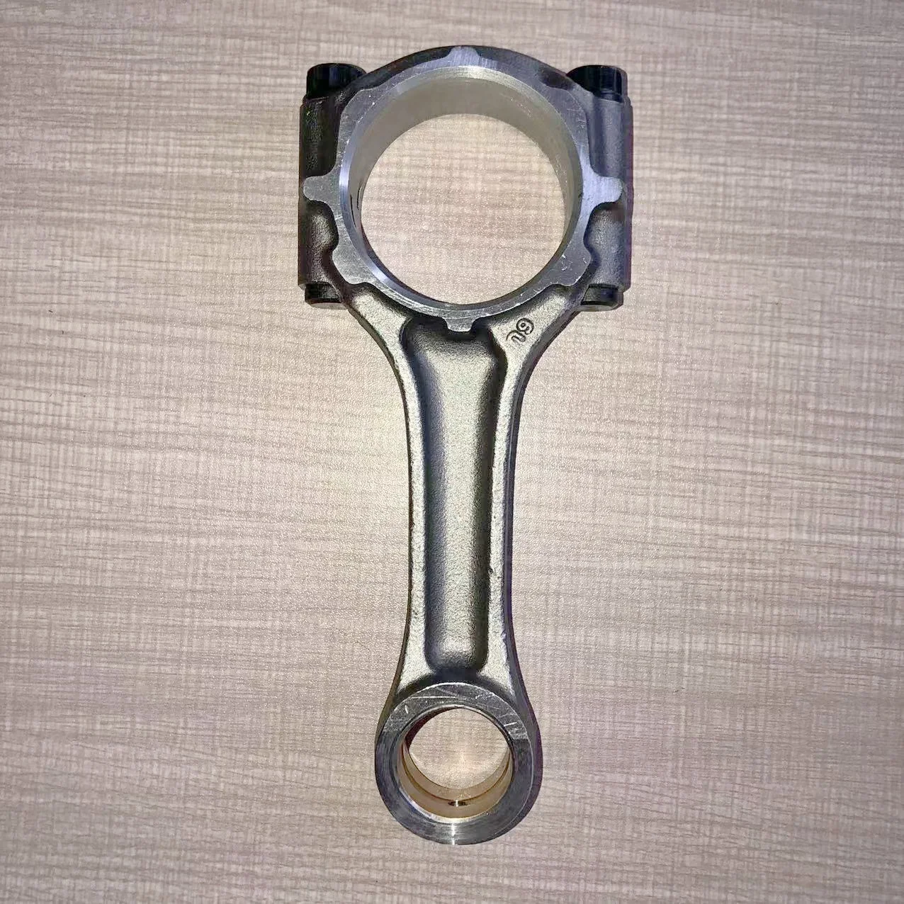 Auto parts engine system connecting rod for Toyota HAICE HILUX 2L 2LT engine parts 1320159095