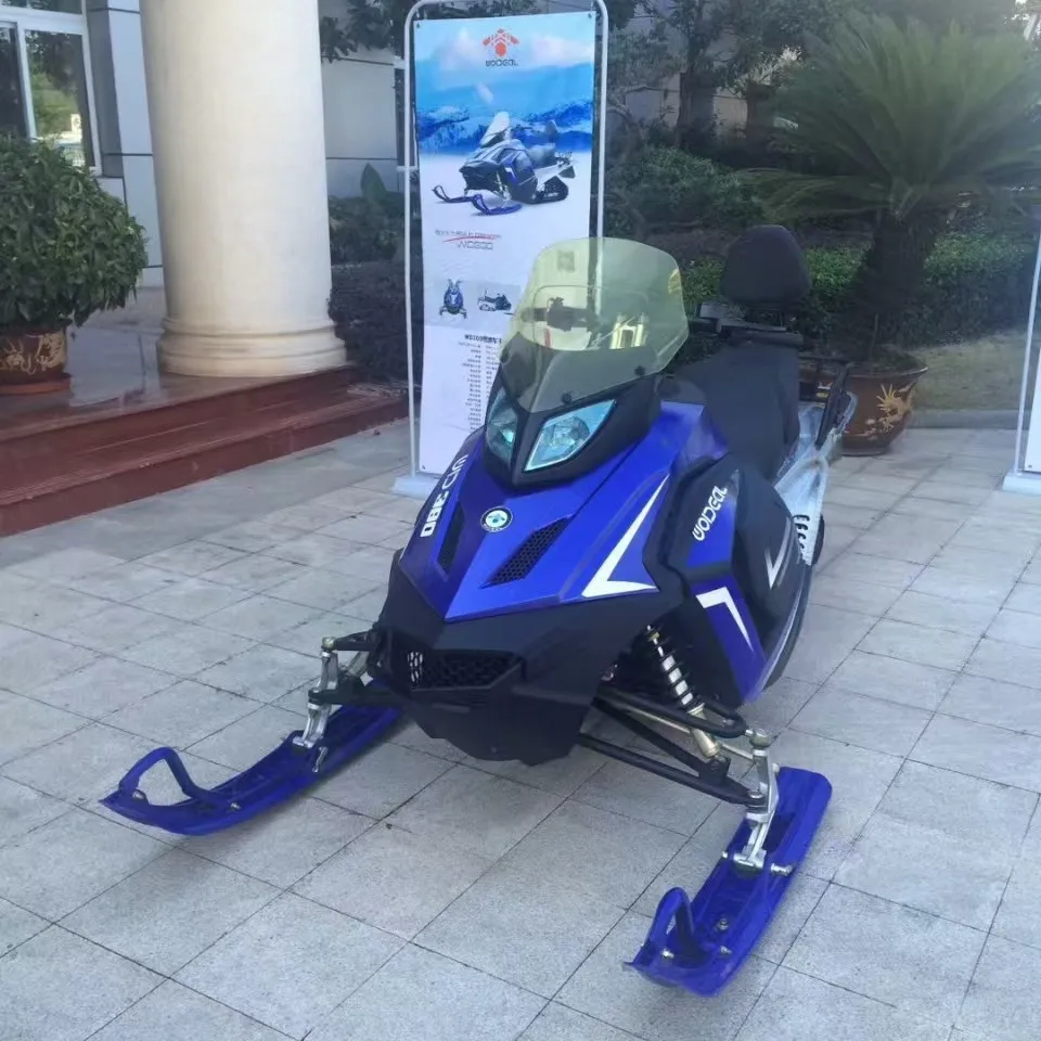 Customized 380cc snowmobile  gas snowmobile Chinese snow mobile for adult