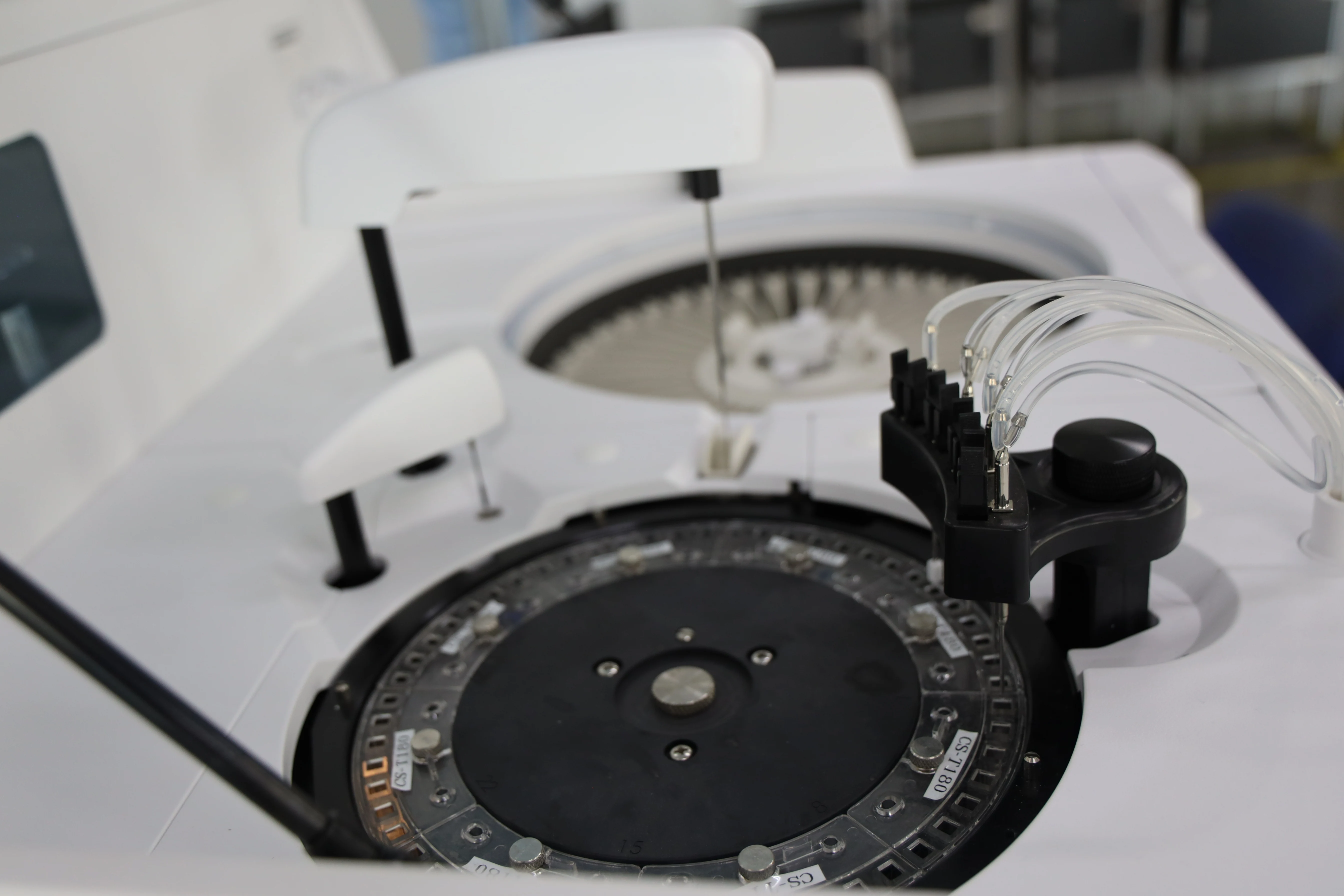 Clinical Laboratory hot selling Fully Auto Biochemistry Analyzer/Chemistry Analyzer