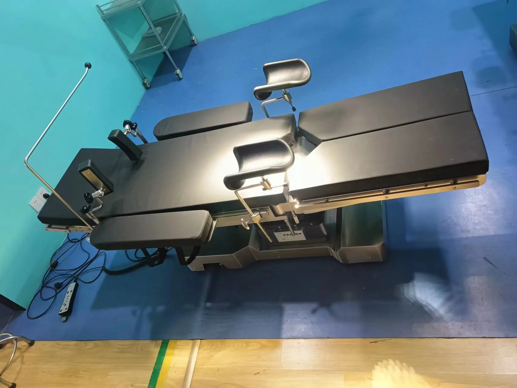 Orthopaedic surgery bed biomedical mesa translation table