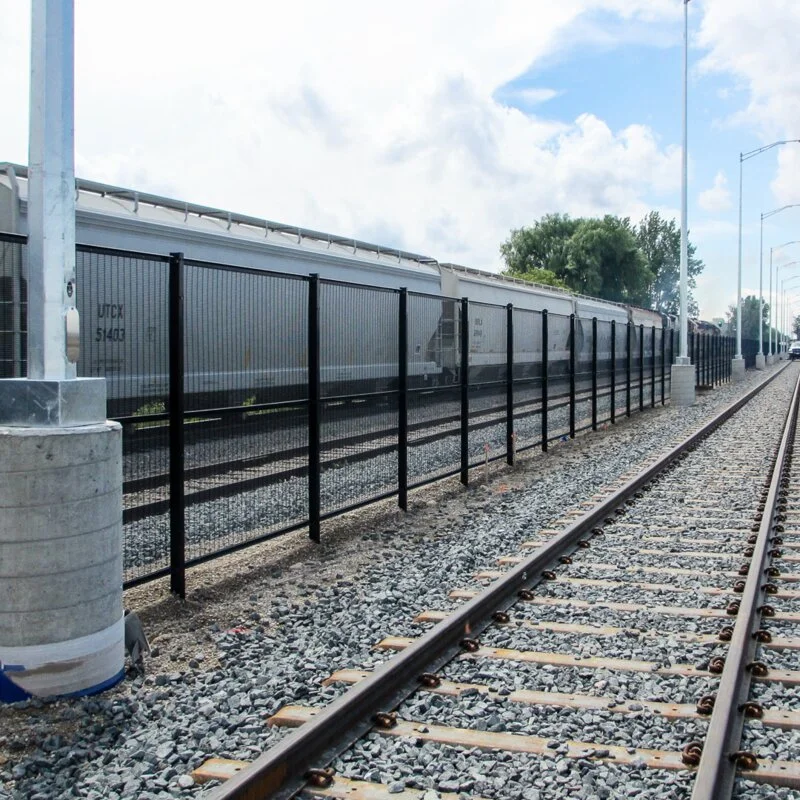 High security powder coated 358 anti climb razor wire mesh fence spikes