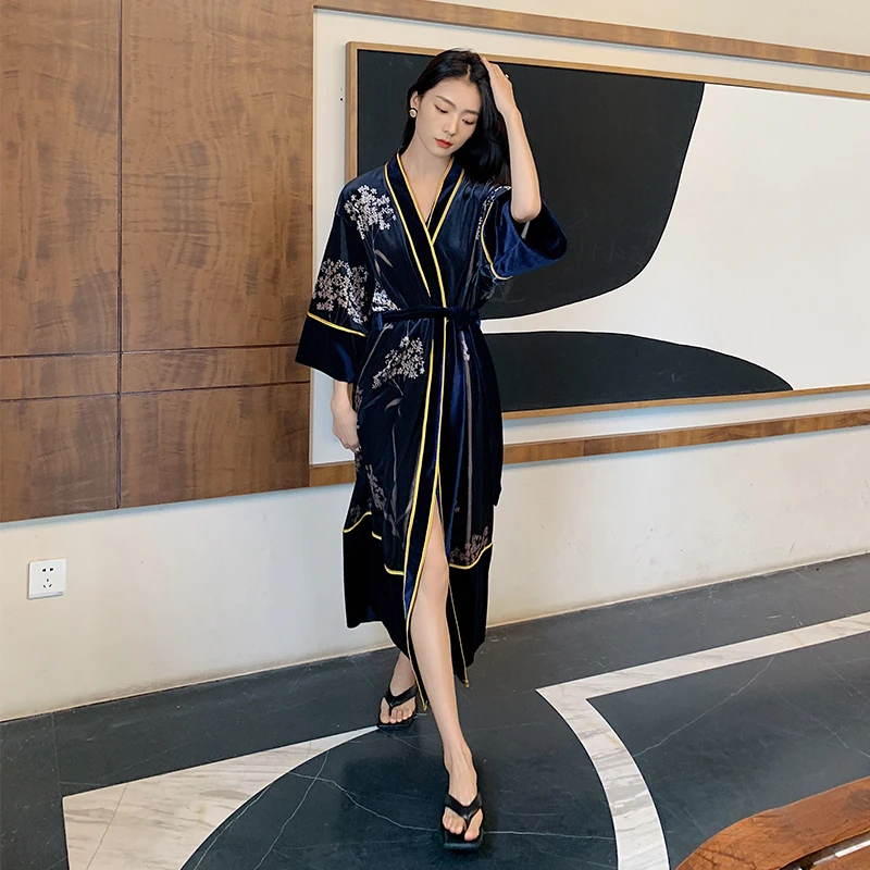 2022 Christmas gift long velvet robe sleepwear kimono robes for women