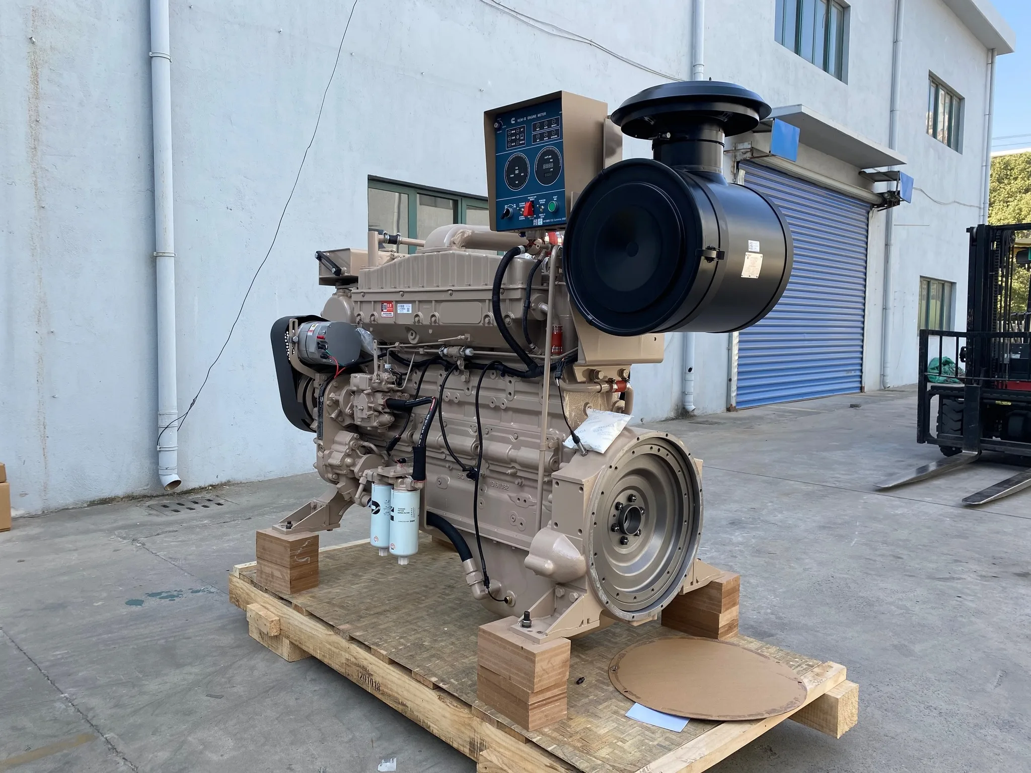 Brand new and genuine brand 6 cylinders 4 stroke NTA855-M350 series marine diesel engine