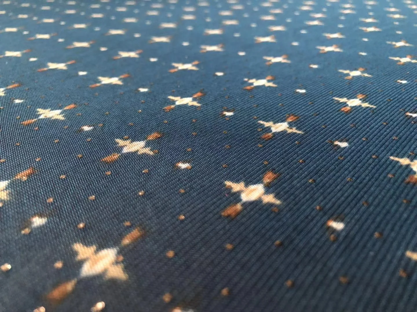 2022 new design green arrow  Korea power net mesh fabric with foil spandex fabric polyester fabric