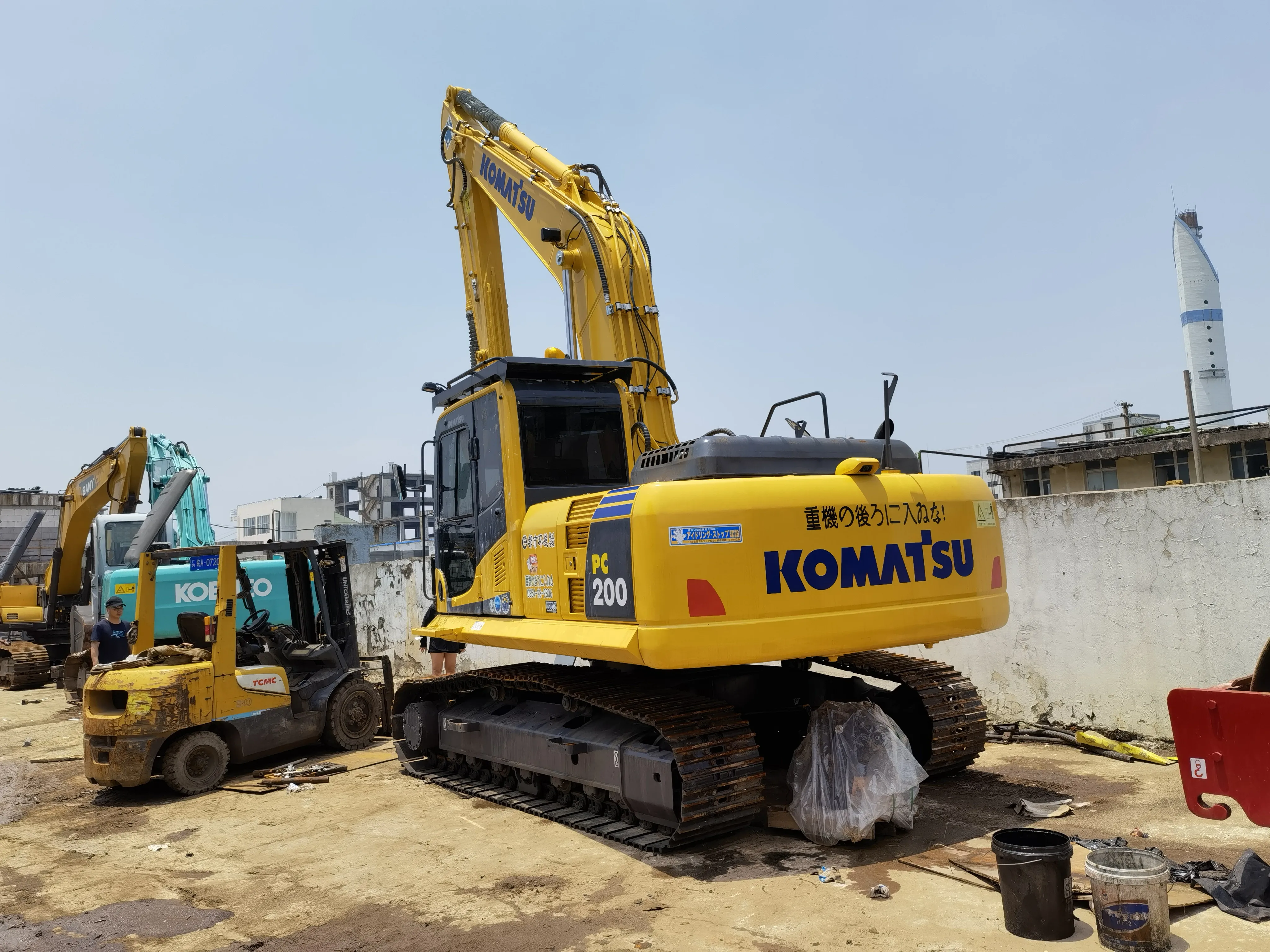 Used Komatsu Pc56-7 in Low Price with High Quality Used Komatsu Pc55 Pc35 Pc70 Pc200-8
