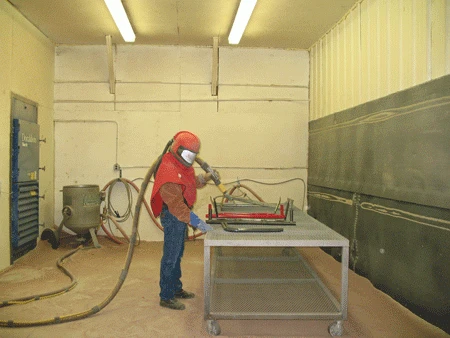 
Mechanical recovery sandblasting room and Pneumatic recovery sandblasting room 