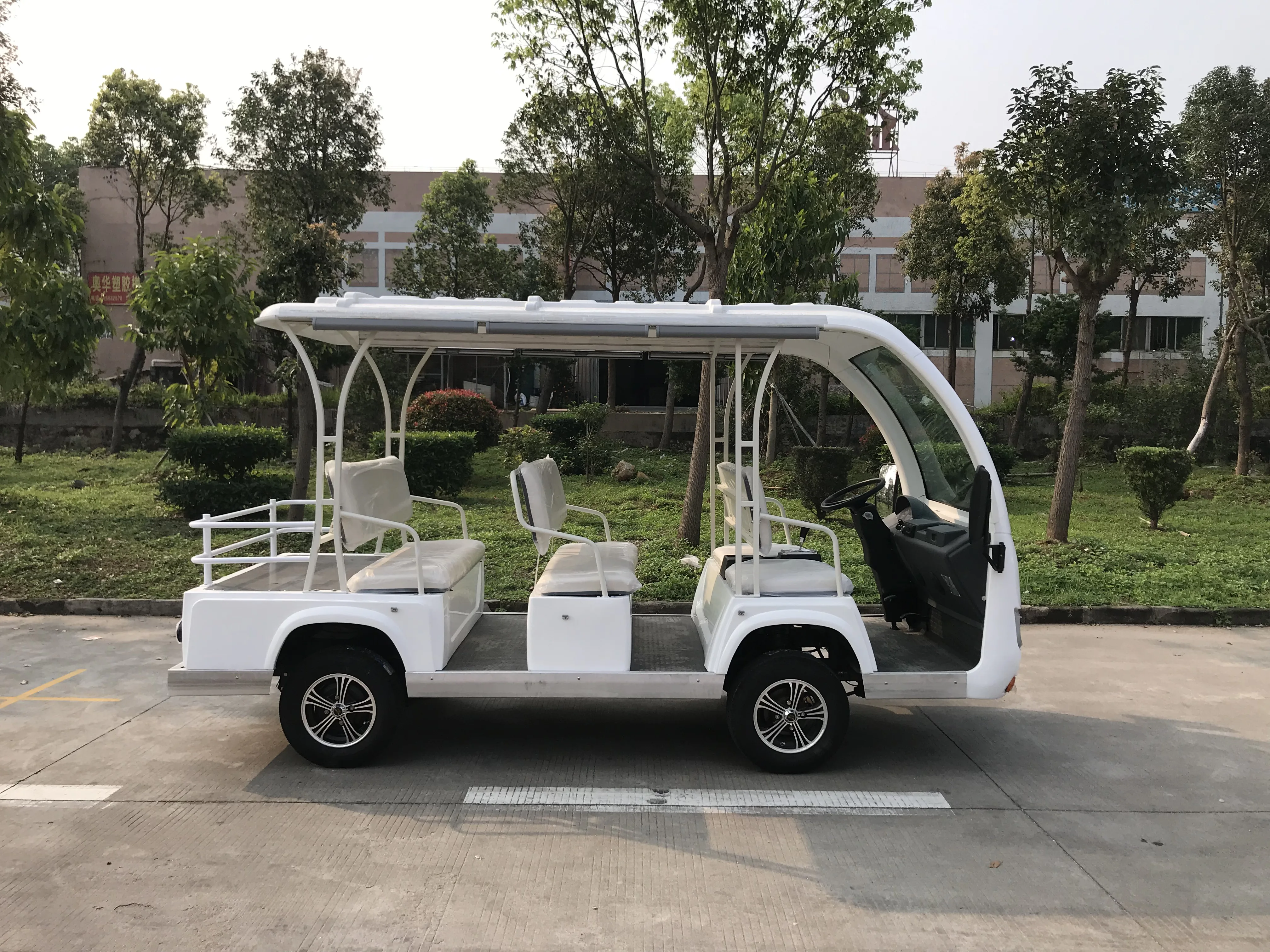 
High Quality 2 4 6 8 Seats Off Road Utility Tourist Shuttle Sightseeing Electric Car With CE 