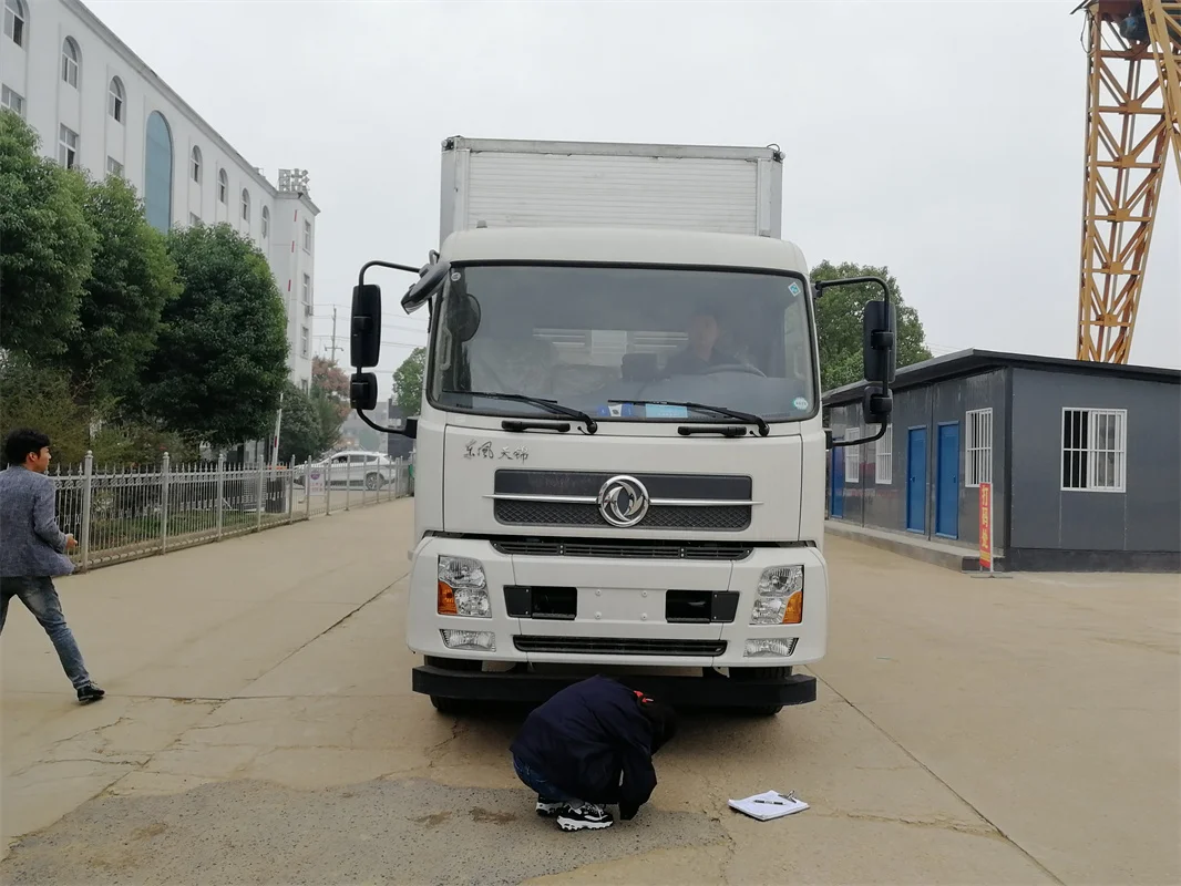Dongfeng kinland 4*2 грузовик для перевозки скота и птицы