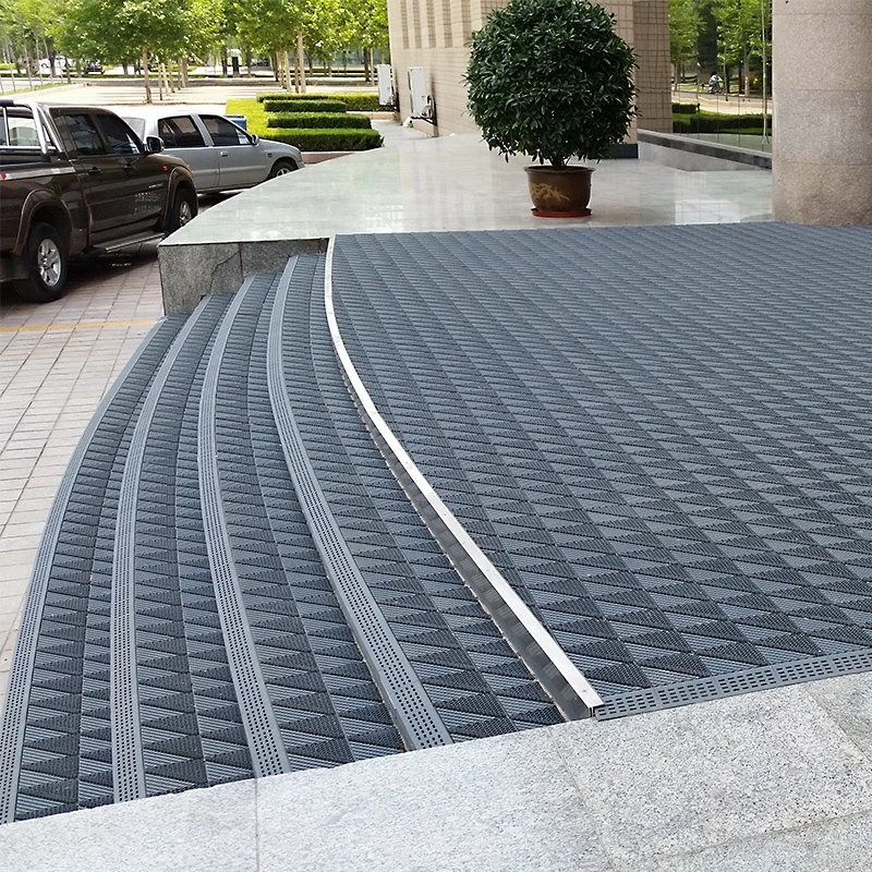 Manufacturers Top Quality EVA Modular Brush Mat Interlocking Entrance Mat Staircase Mat Interlocking Floor Doormat