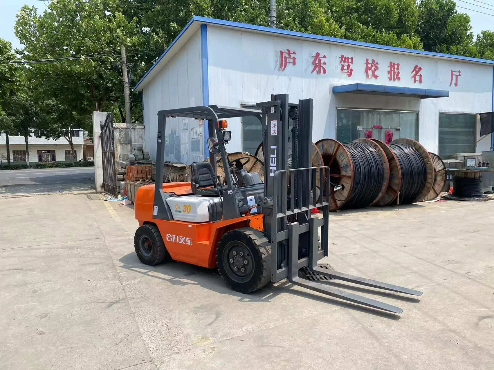 freeship High Quality Heli 3T Forklifts CPCD30 Great Logistic Equipment cheap original Truck new/used second hand forklift EPA