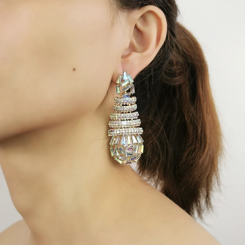 Fashion Elegant Jewelry Microphone Shape Design Statement Long Earrings Crystal Rhinestone Luxury Drop Earrings Party Accessory