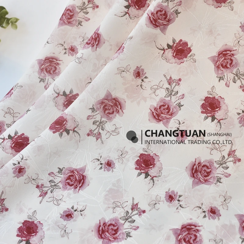 New Arrival Shimmer Jacquard Fabric Rose Print Polyester Fabric For Dresses Vintage Floral Print Fabric Dress Material