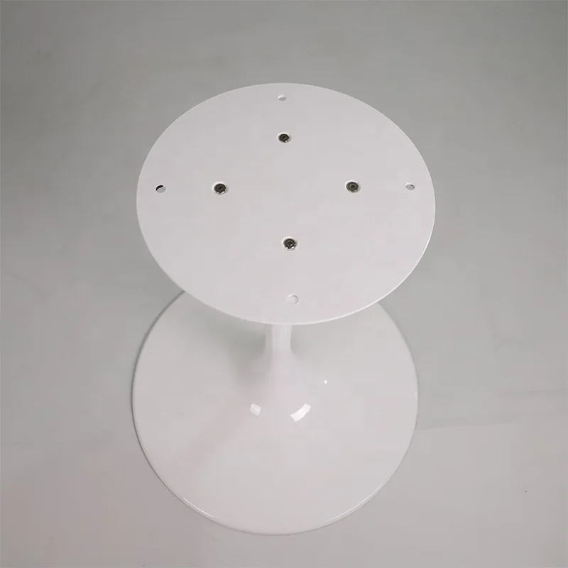 Modern furniture Hardware Tulip design Metal cast aluminum stainless steel frame 65 over sized round aluminum feet coffee table
