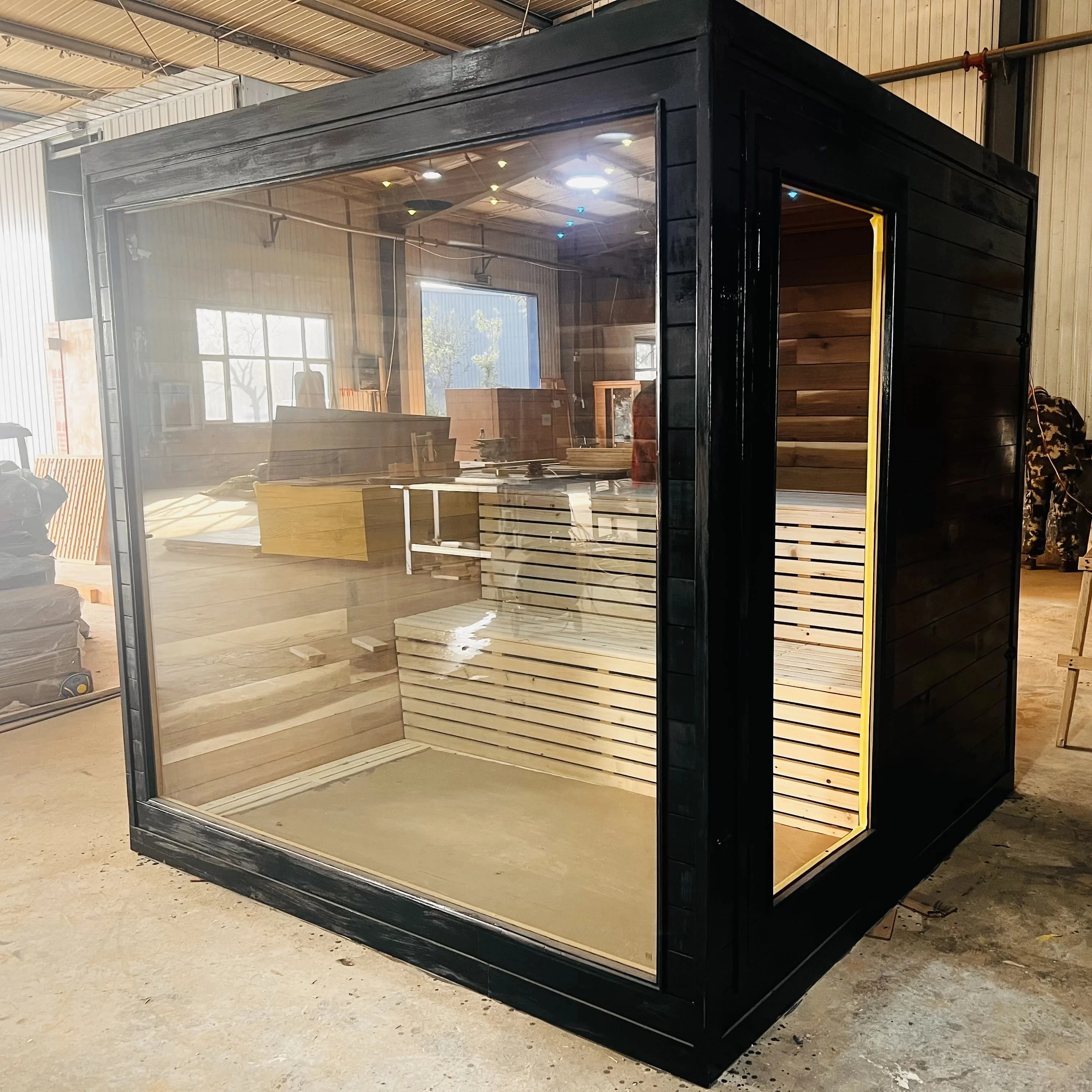 Factory Wholesale 4-6 People Outdoor Cedar Sauna Room Lighting Panoramic Sauna Cube Cabin