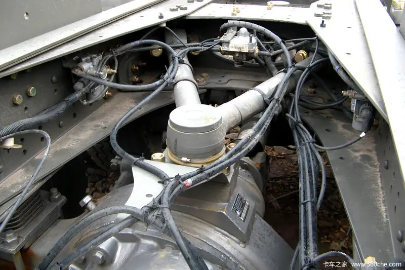 Грузовой автомобиль SINOTRUCK HOWO A7