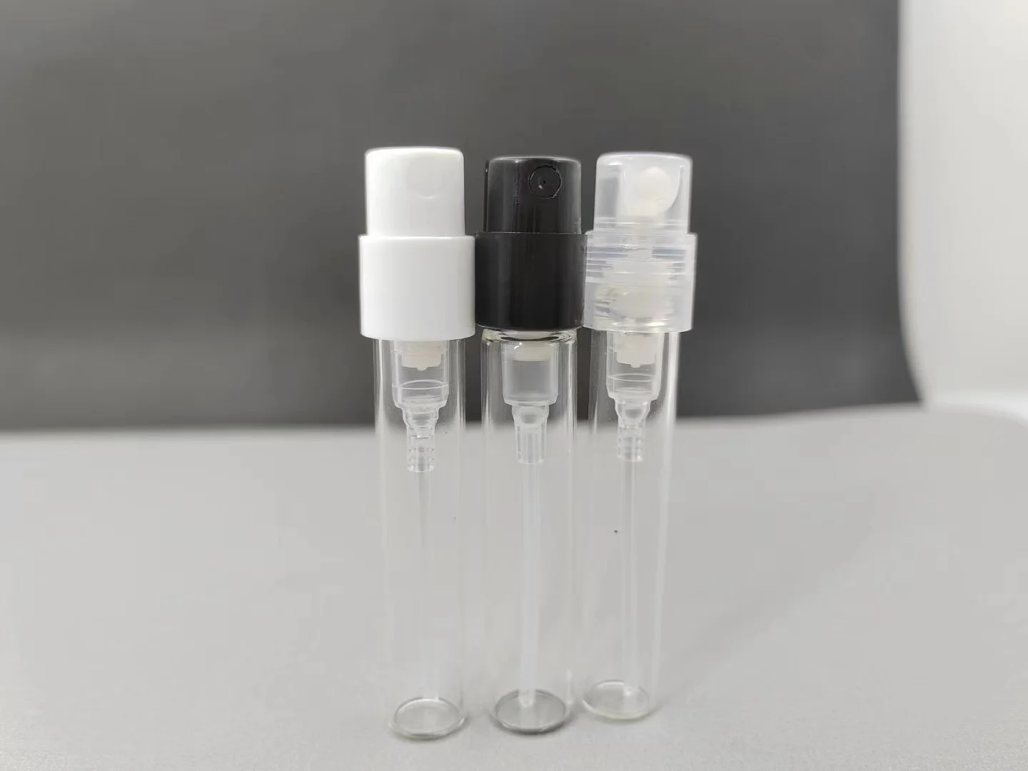 Cheap Hot Sale  1.5ml 2ml 2.5ml 3ml 4ml 5ml 10ml Perfume Tester Glass Bottle Free Perfume Cologne Sample Vials