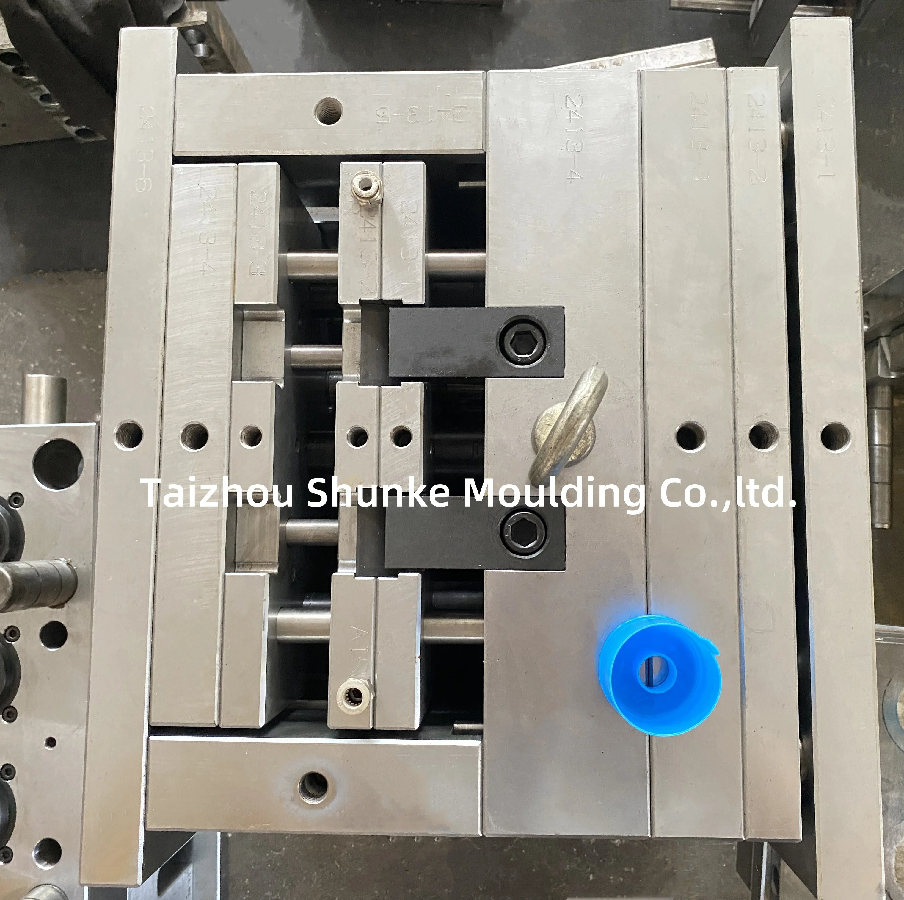 5 gallon drinking water bottle cap mold 5 gallon cap mold cold runner 12 cavity  hot runner cap mold