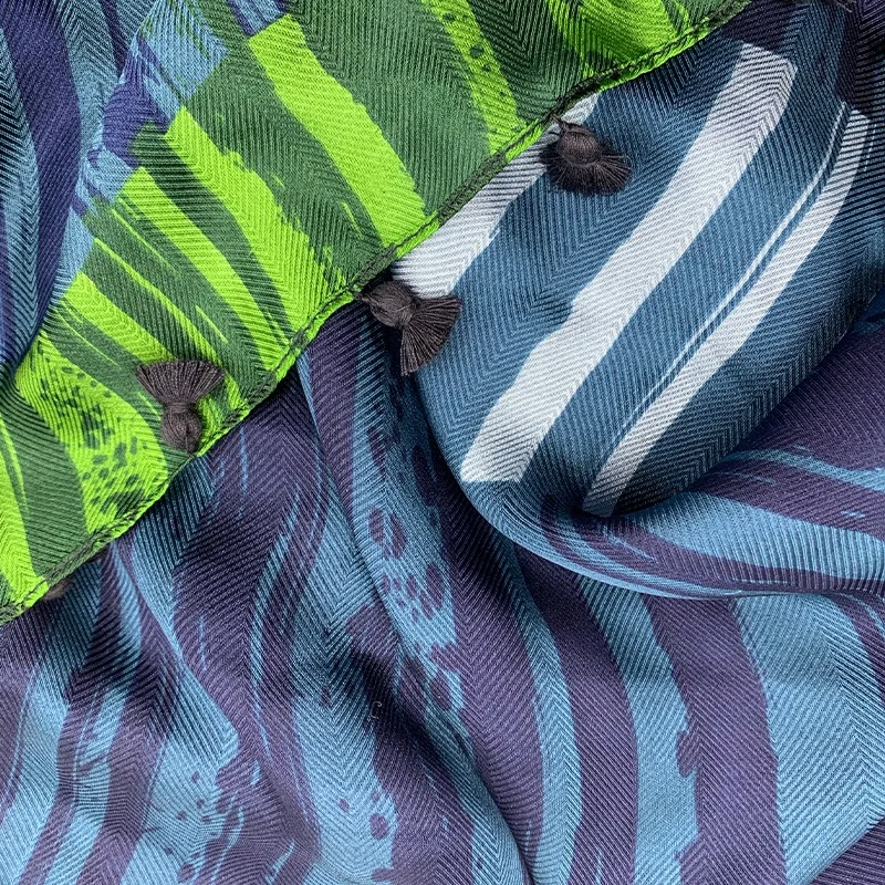 Classic Luxury Silk Scarf Large Scarves Ladies Silk Square Tassel Scarf Women Silk