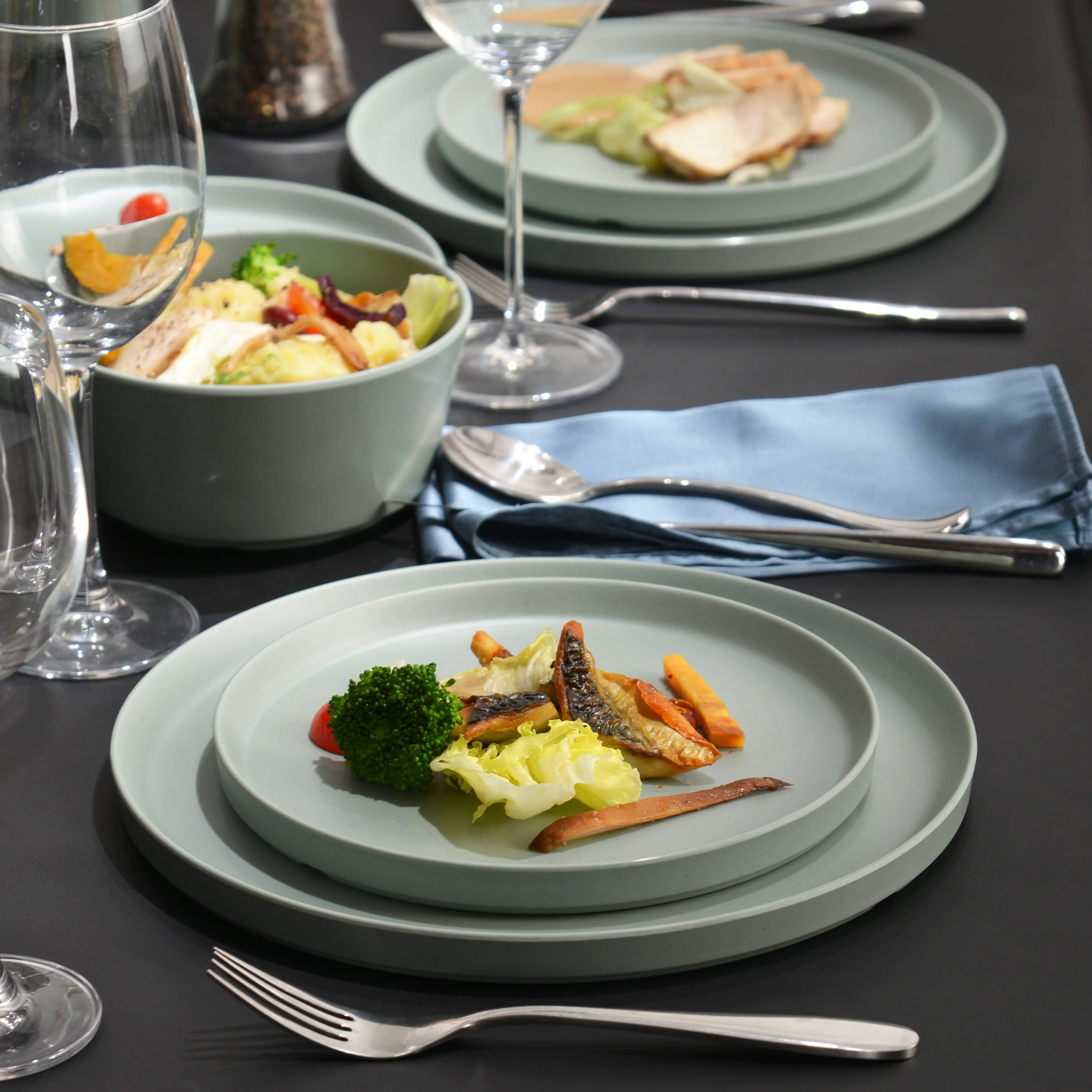 Modern design tableware round restaurant dinner hotel dinner sets melamine charger plate set