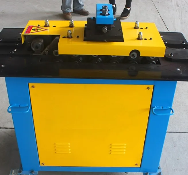 Square plate joining nibbling machine Round air duct closing connection nibbling processing machinery