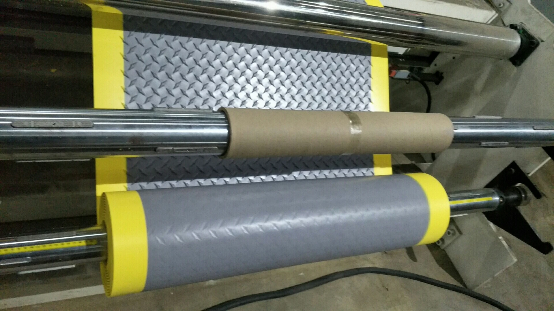 Manufacturer Direct 3.1mm 4.5mm Walkway TPO Waterproofing Membrane Walk Way Rubber Membrane with Pattern