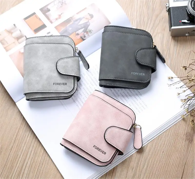 Three Discount Magnetic Wallet Multi-card Ladies Purse Wholesale Source Simple Short Solid Color PU Fashion Unisex Letter
