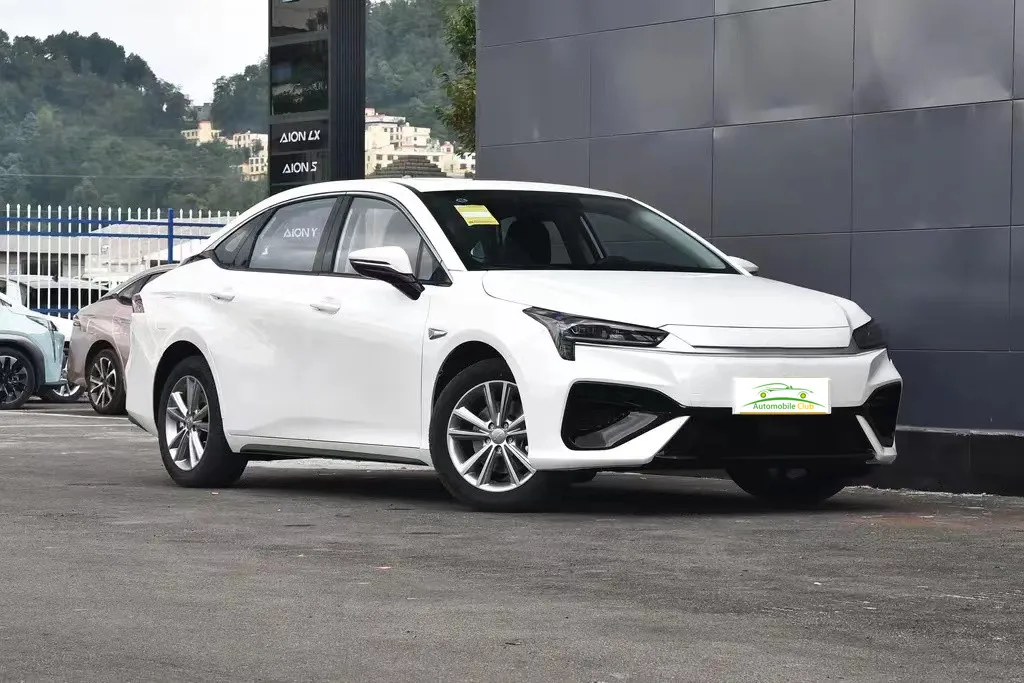 2023 New Energy Electric GAC AION S Plus with Pure Electric Four-door Five-seat Three-carriage Cheap wholesale
