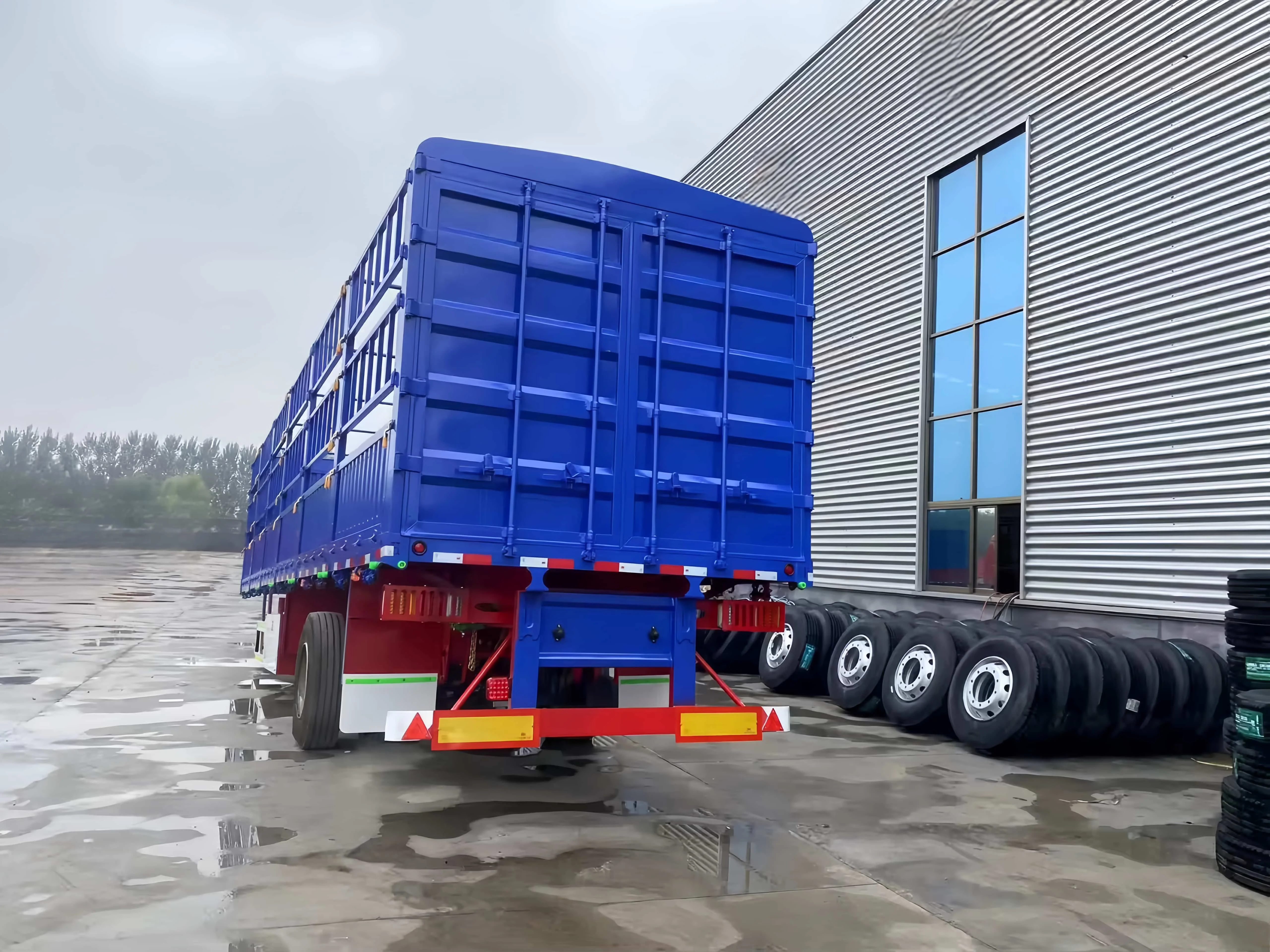 3 Axle 60 Tons Cargo Transport Truck Semi Trailer Flatbed Container Heavy Cargo Truck Semi Trailers
