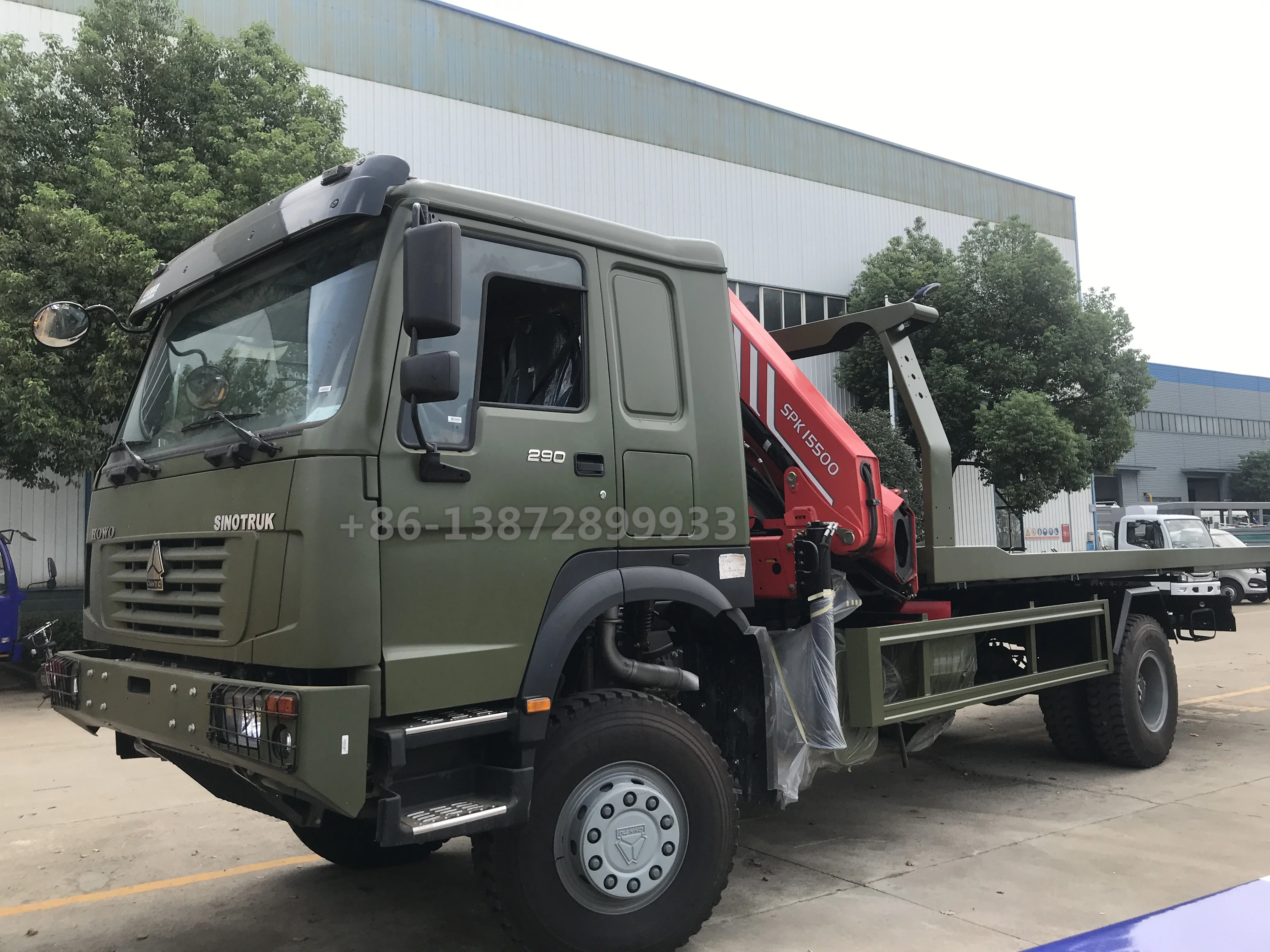Sinotruk Howo 8-ton flatbed wrecker tow truck japan for sale with 7-ton Sany folding crane