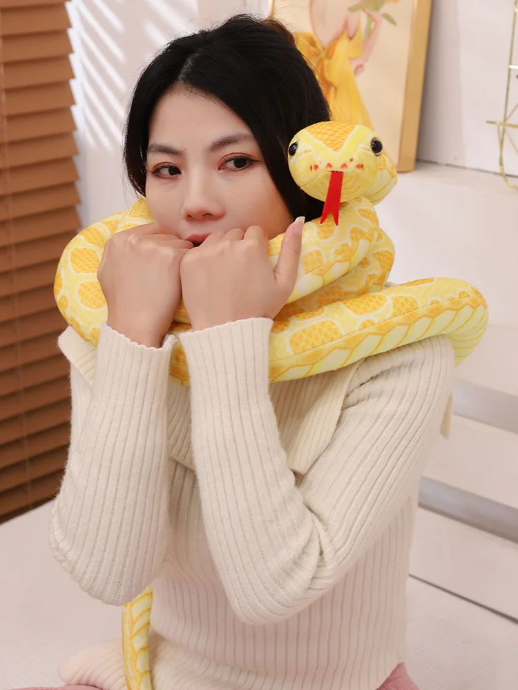 New Hot Sale Creative Lifelike Snake Plush Toys Simulation Safari Animals Large Snake Stuffed Toys