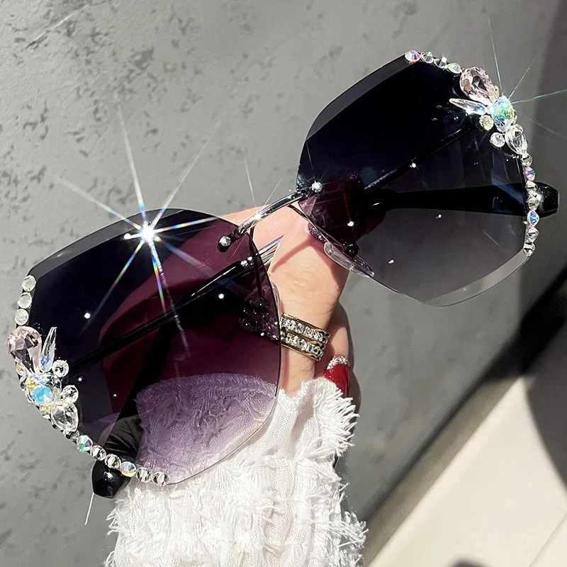 Boxun Fashion New Rimless Frameless Metal Frame Square Oversized Diamond Cut Rhinestone Sunglasses For Women