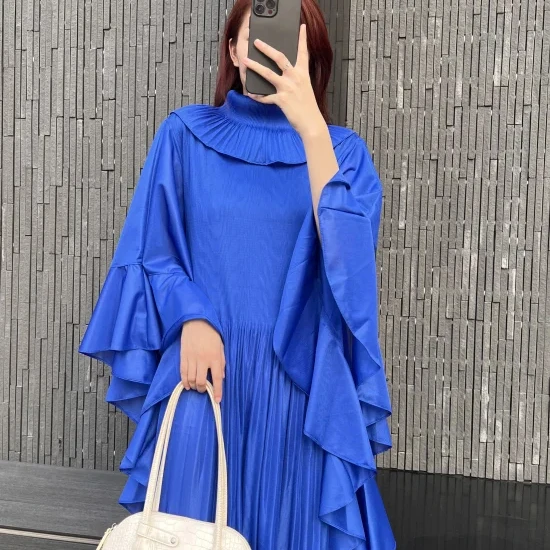 Newest Modest Autumn Season Casual Factory Outlet Turn down Collar Elegant Fashion Solid Color Pleated Maxi Women Dress