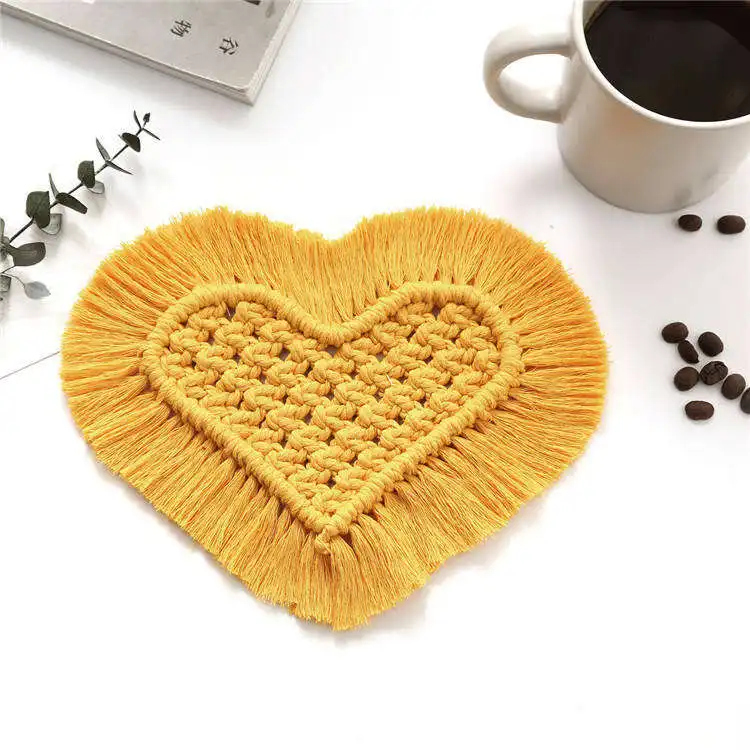 Professional New fabric drink coasters christmas drink felt coasters heart shape macrame woven Non Slip coaster