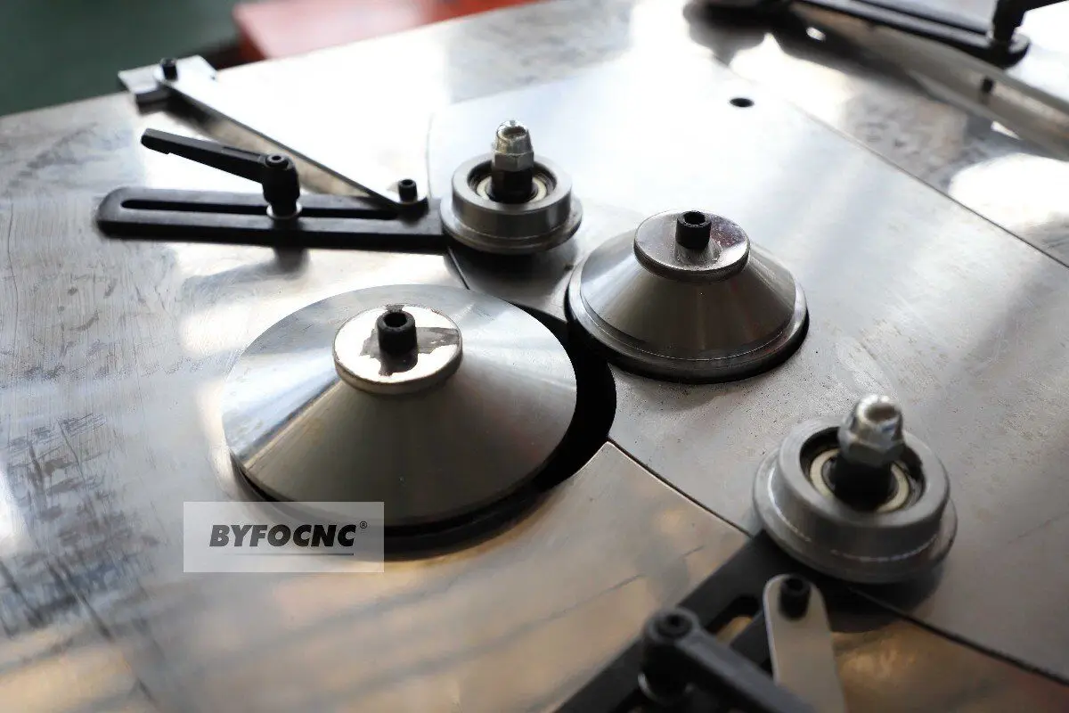 Hydraulic elbow roll former machine HVAC round duct making machine