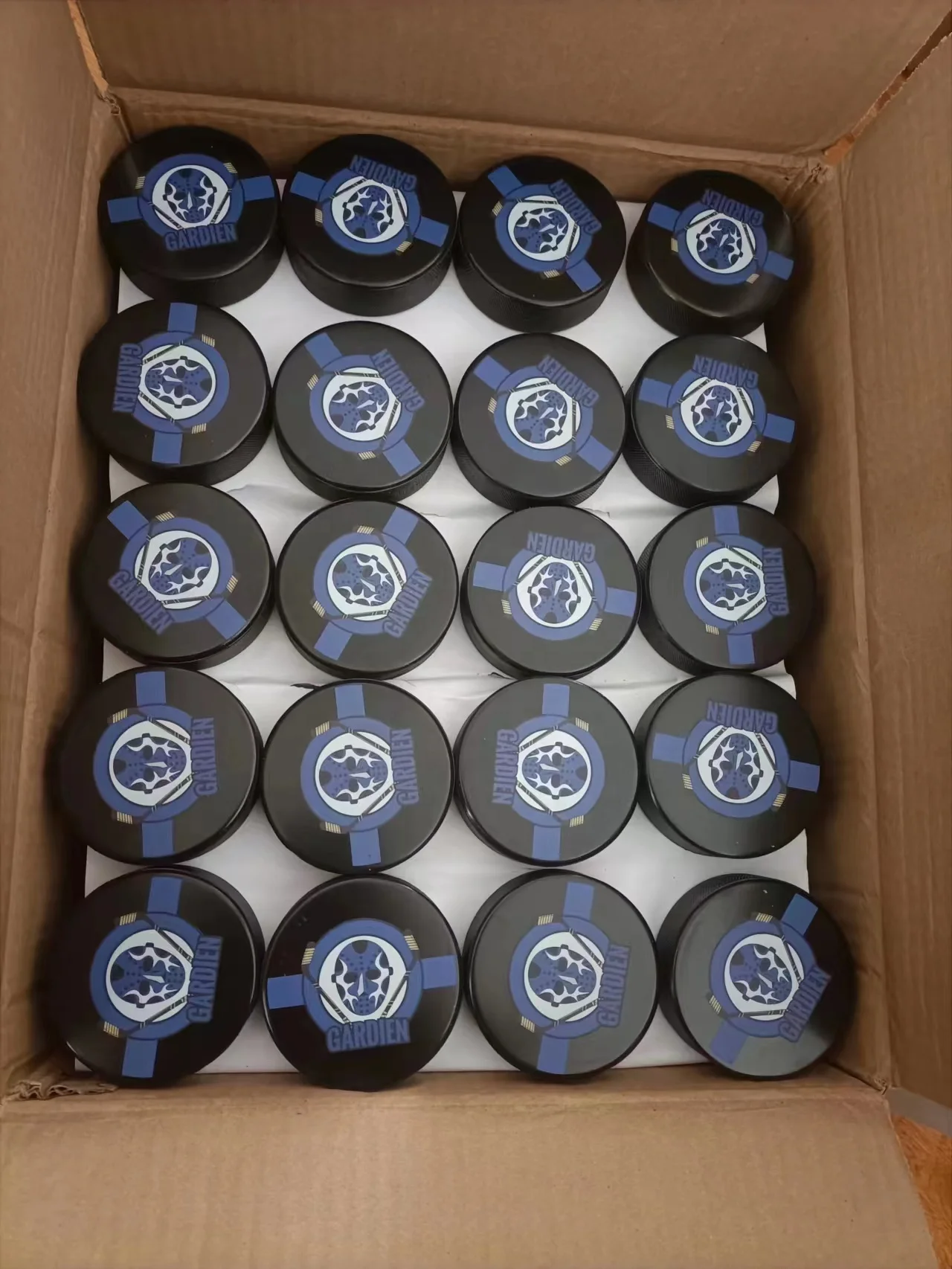 Hot Selling Colorful 75mm*25mm custom logo ice hockey pucks for table game