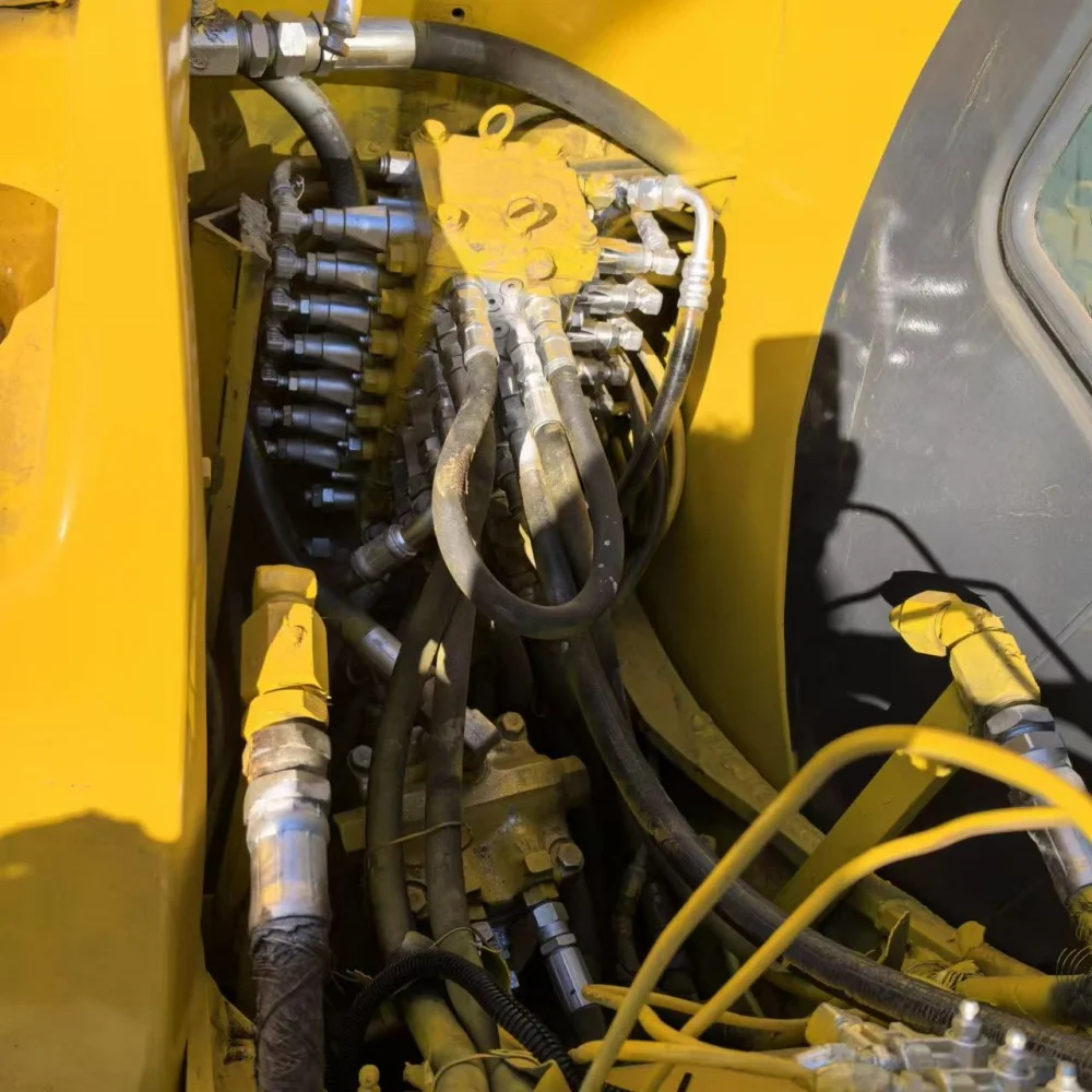 6ton Japan famous brand excavator Komatsu PC60-7 PC60-8 komatsu excavator monitor mini digger small excavator PC60
