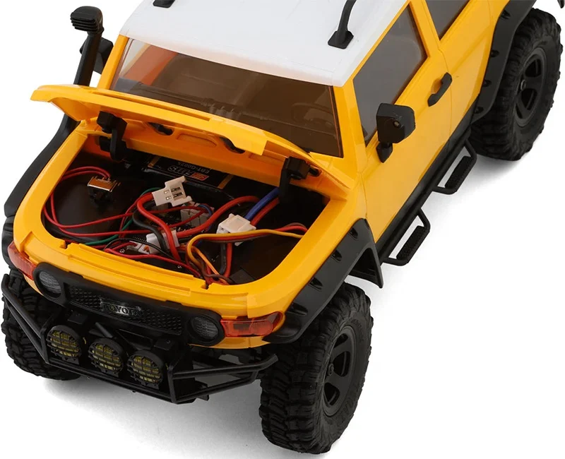 1:18 FMS FJ Cruiser Remote Control SUV Truck Off-Road Adventure Toy with Functional Hood and Detailed Scale Interior