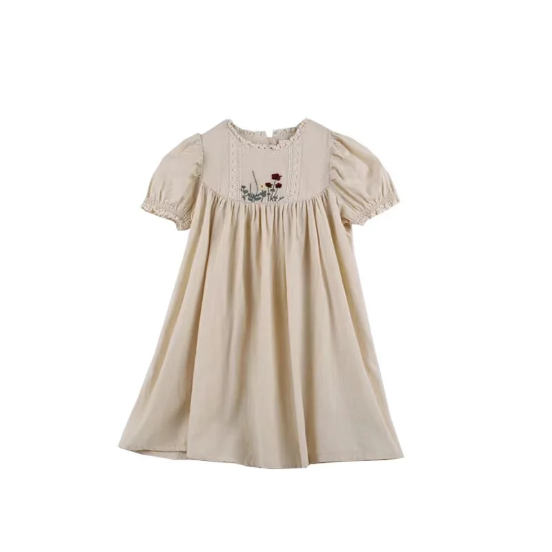 Льняные платья AMBB для детей, австралийское, британское, американское, с пышными рукавами, кружевное платье с вышивкой, летние платья для девочек с пуговицами сзади