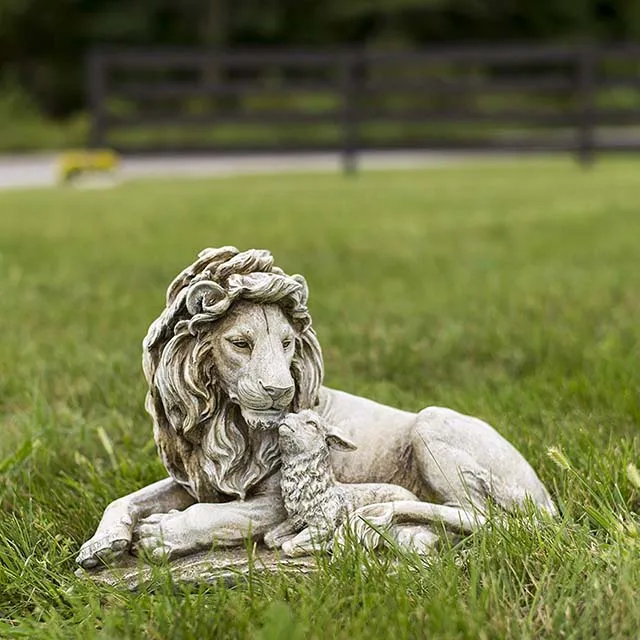Resin Antique Grey Stone Finish Lion Garden Statue with Small Lamb